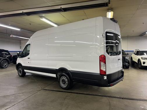 2023 Ford Transit-250 148 WB HIGH ROOF EXTENDED CARGO