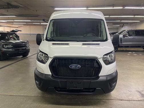 OXFORD WHITE 2025 Ford Transit-250 148 WB MEDIUM ROOF CARGO