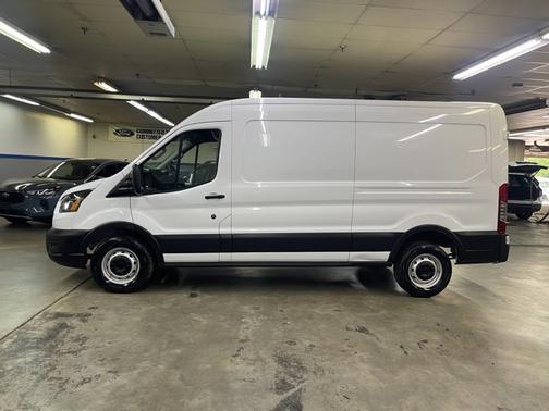 OXFORD WHITE 2025 Ford Transit-250 148 WB MEDIUM ROOF CARGO