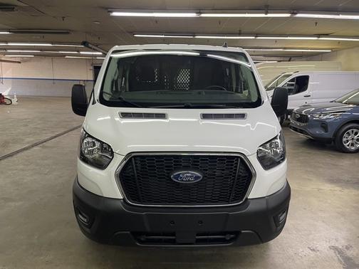 2024 Ford Transit-250 T250