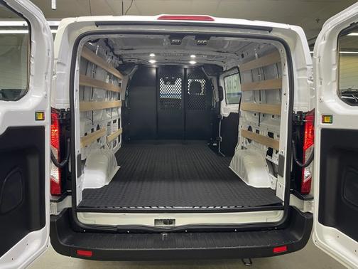 2024 Ford Transit-250 T250