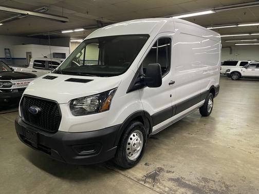 2023 Ford Transit-250 