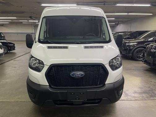 2023 Ford Transit-250 
