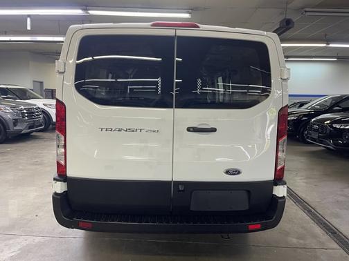 2023 Ford Transit-250 