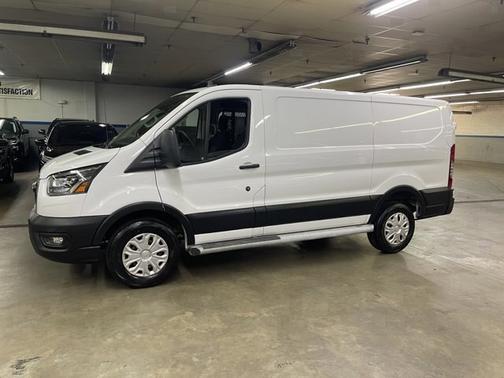 2023 Ford Transit-250 