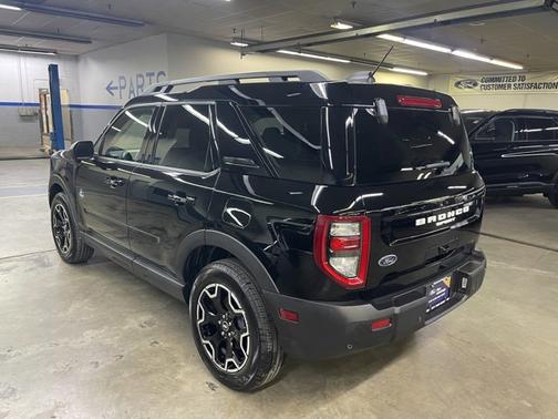 SHADOW BLACK 2025 Ford Bronco Sport OUTER BANKS