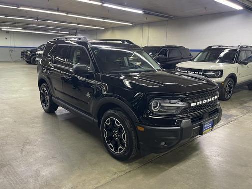 SHADOW BLACK 2025 Ford Bronco Sport OUTER BANKS