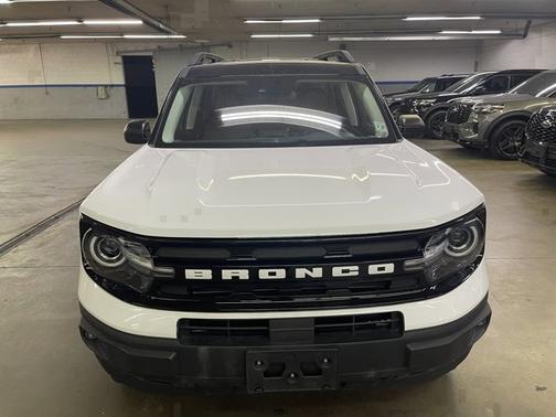 OXFORD WHITE 2022 Ford Bronco Sport OUTER BANKS