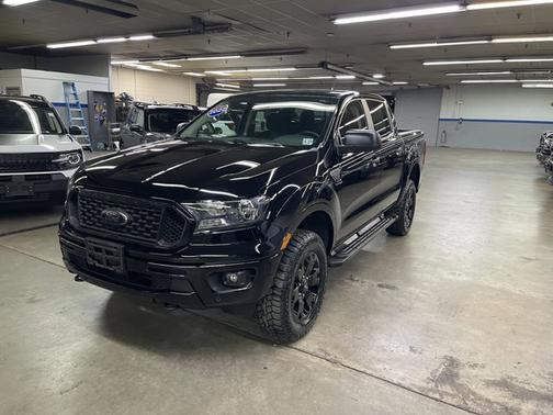 SHADOW BLACK 2022 Ford Ranger