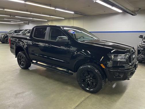 SHADOW BLACK 2022 Ford Ranger