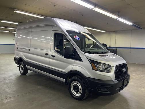 INGOT SILVER METALLIC 2024 Ford Transit-250 148 WB HIGH ROOF CARGO