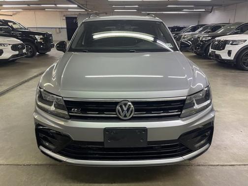 2020 Volkswagen Tiguan 2.0T SE R-LINE BLACK