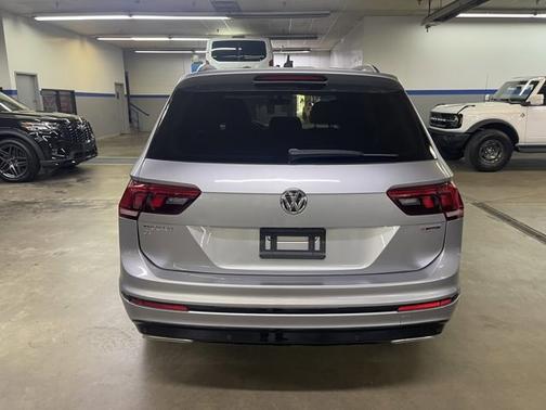 2020 Volkswagen Tiguan 2.0T SE R-LINE BLACK
