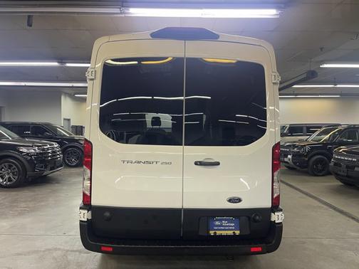 OXFORD WHITE 2024 Ford Transit-250 148 WB MEDIUM ROOF CARGO