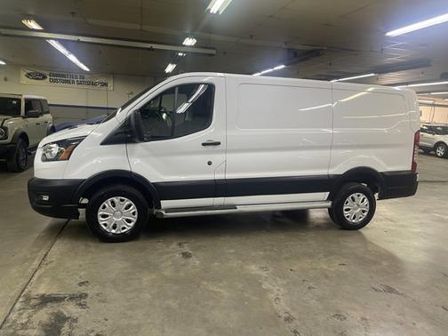 OXFORD WHITE 2024 Ford Transit-250