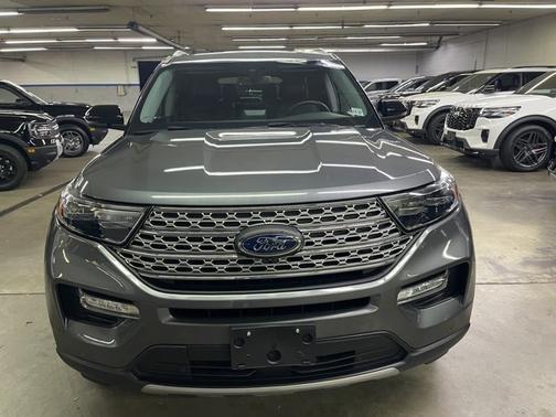 CARBONIZED GRAY METALLIC 2022 Ford Explorer LIMITED