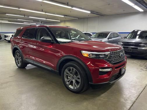 RAPID RED MET TINTED CC 2021 Ford Explorer XLT