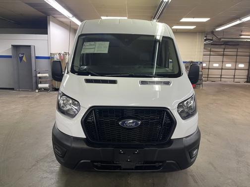 2023 Ford Transit-250 