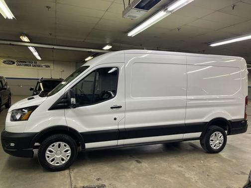 2024 Ford Transit-250 148 WB MEDIUM ROOF CARGO