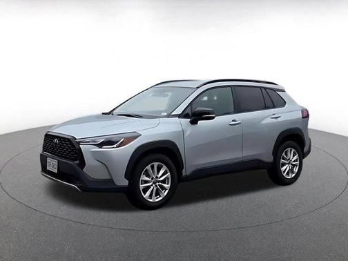 2025 Toyota Corolla Cross LE