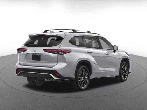 Celestial Silver Metallic 2025 Toyota Highlander XSE