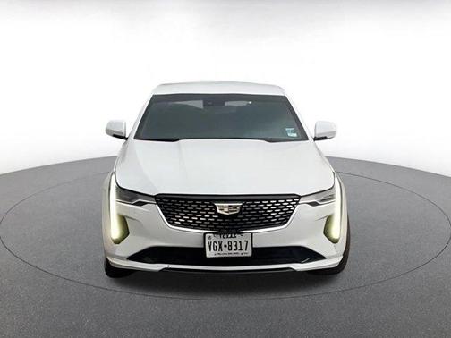 2024 Cadillac CT4 Luxury