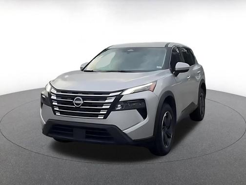 Brilliant Silver Metallic 2025 Nissan Rogue SV