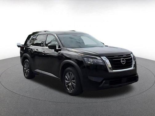 Super Black 2025 Nissan Pathfinder SV FWD