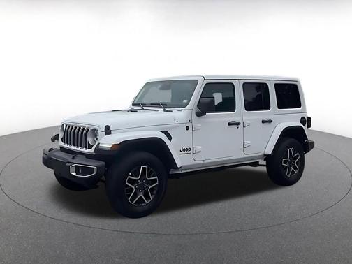Bright White Clearcoat 2025 Jeep Wrangler 4-Door Sahara 4x4