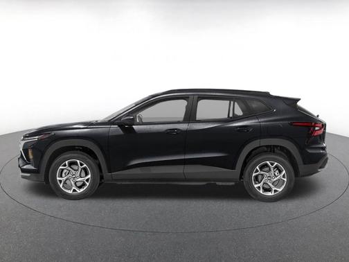 Mosaic Black Metallic 2025 Chevrolet Trax LT