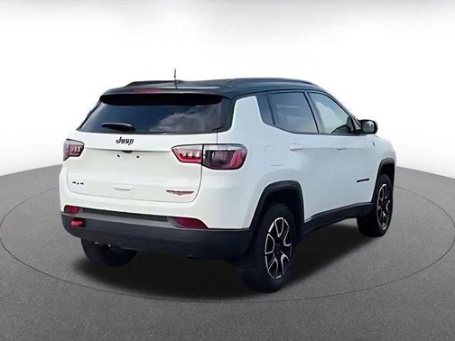 2025 Jeep Compass Trailhawk