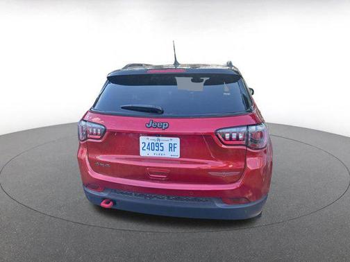 2025 Jeep Compass Trailhawk