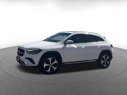 Polar White 2025 Mercedes-Benz GLA 250 4MATIC