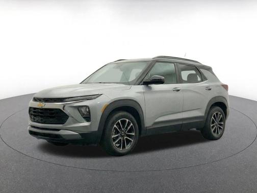 Sterling Gray Metallic 2025 Chevrolet Trailblazer LT