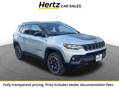 Silver Zynith Metallic Clearcoat 2025 Jeep Compass Trailhawk