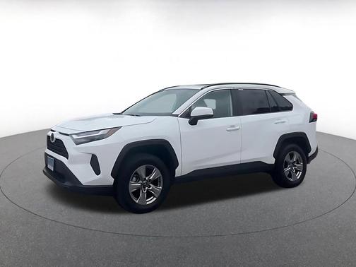 Ice Cap 2025 Toyota RAV4 XLE