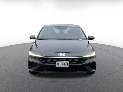 2025 Hyundai ELANTRA HEV Limited