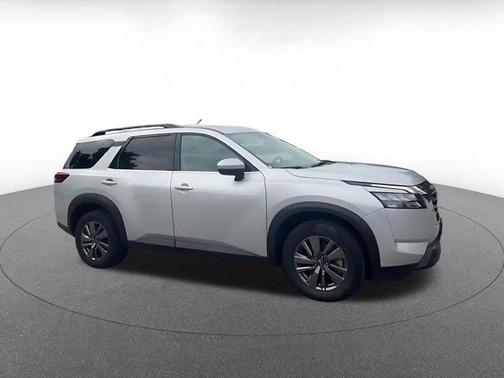 Brilliant Silver Metallic 2025 Nissan Pathfinder SV 4WD
