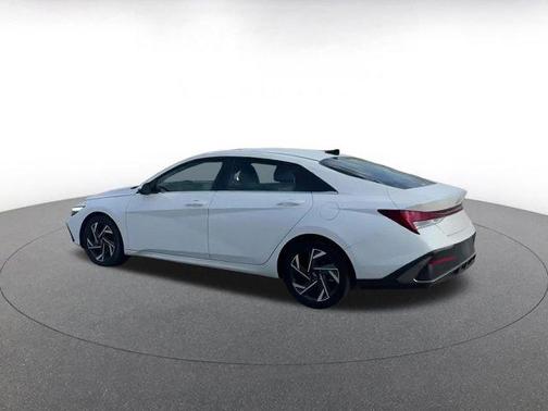 2025 Hyundai ELANTRA HEV Limited
