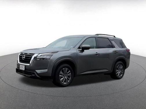2025 Nissan Pathfinder SV FWD