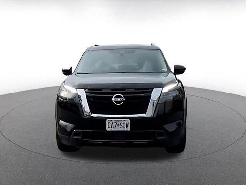 2025 Nissan Pathfinder SV 4WD