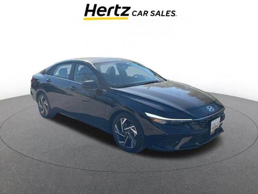 2025 Hyundai ELANTRA SEL