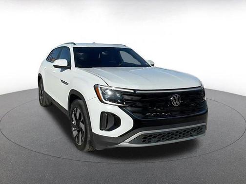 2025 Volkswagen Atlas Cross Sport 2.0T SE w/Technology 4MOTION