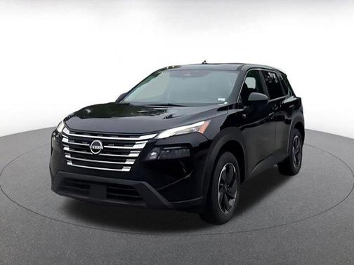 Super Black 2025 Nissan Rogue SV