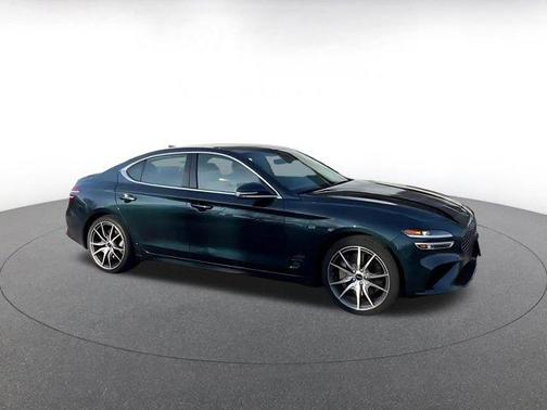 2025 Genesis G70 2.5T RWD
