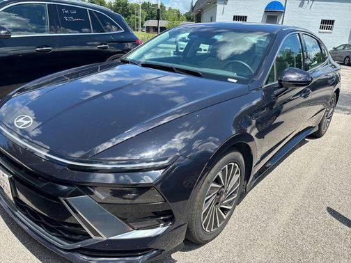 2024 Hyundai SONATA Hybrid SE