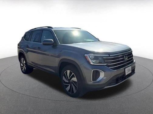 2025 Volkswagen Atlas 2.0T SE w/Technology 4MOTION