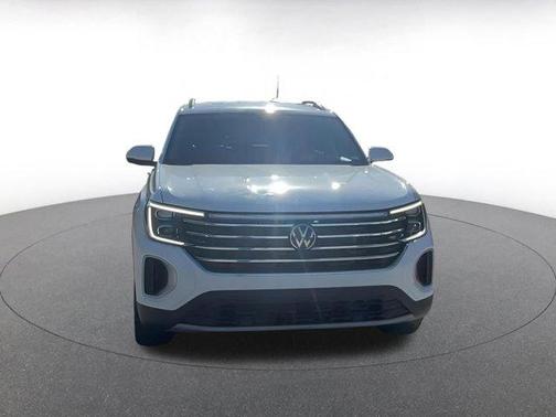 2025 Volkswagen Atlas 2.0T SE w/Technology 4MOTION