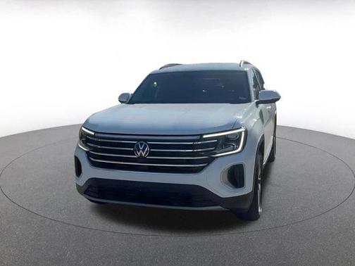 2025 Volkswagen Atlas 2.0T SE w/Technology 4MOTION