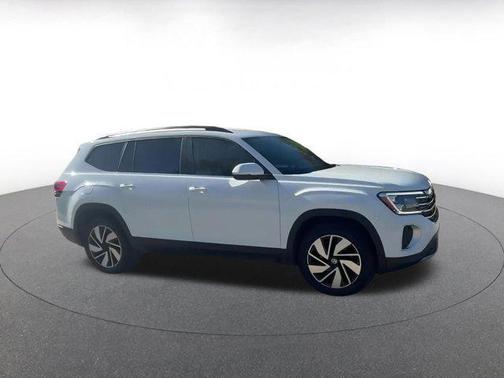 2025 Volkswagen Atlas 2.0T SE w/Technology 4MOTION